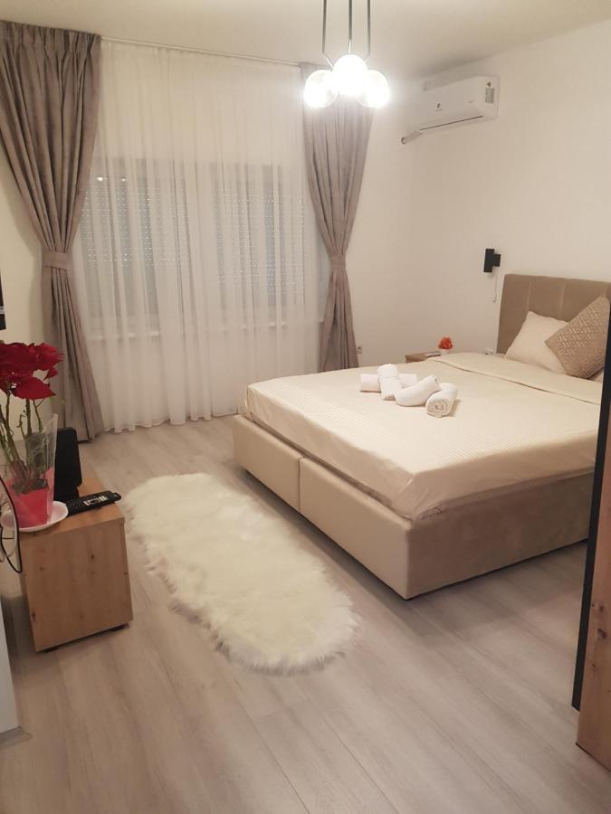 City Diamond Apartment Skopie Exterior foto