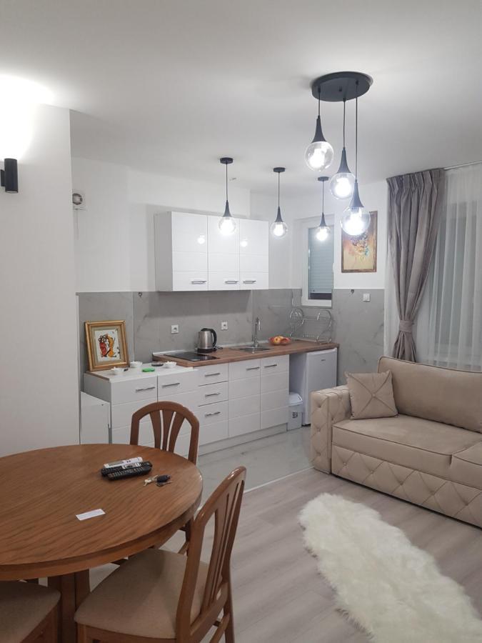 City Diamond Apartment Skopie Exterior foto